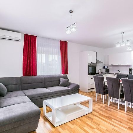 Dragan K3 Hotel Medulin Ngoại thất bức ảnh
