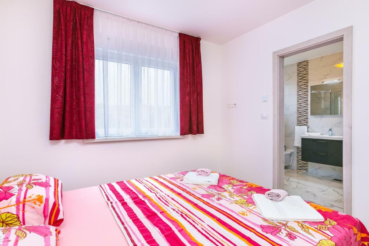 Dragan K3 Hotel Medulin Ngoại thất bức ảnh