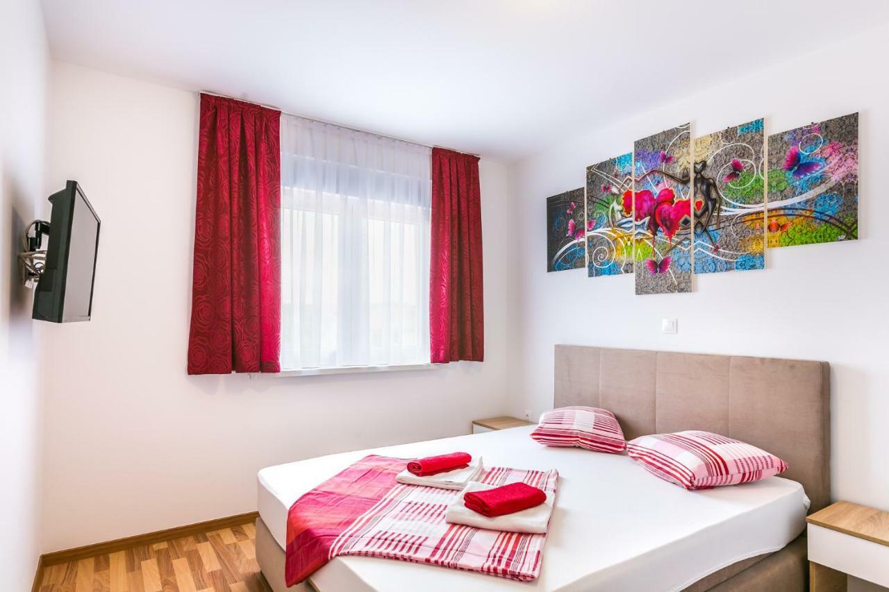 Dragan K3 Hotel Medulin Ngoại thất bức ảnh
