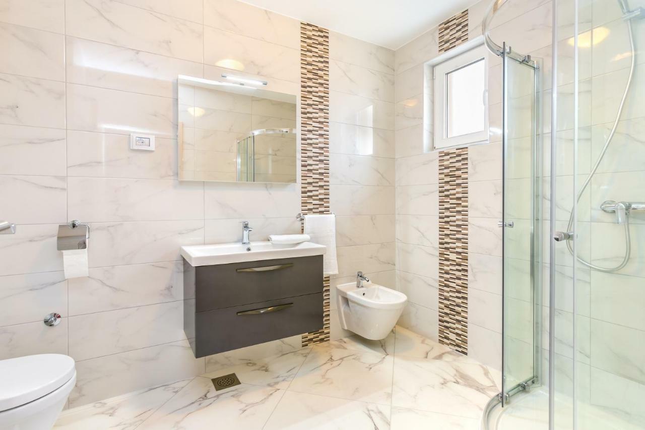 Dragan K3 Hotel Medulin Ngoại thất bức ảnh